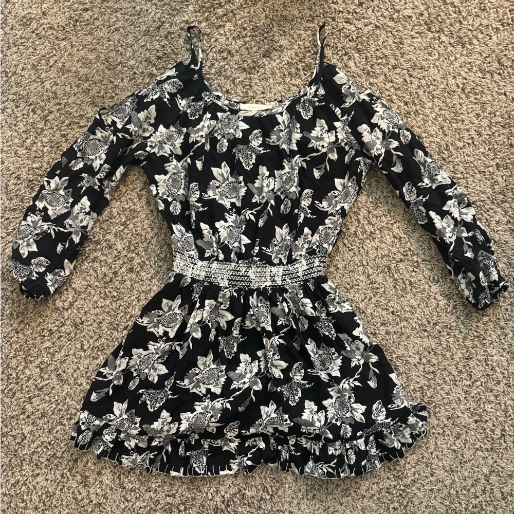 Entro Black & White Floral Print Cold Shoulder Spaghetti Strap Dress size Small